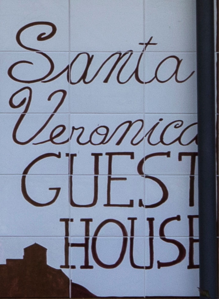 Santa Veronica Guest House